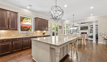 12460 Pindell Cir, Alpharetta, GA 30004