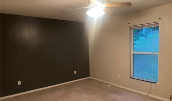 20 Hummingbird Ln, Arnold, MO 63010