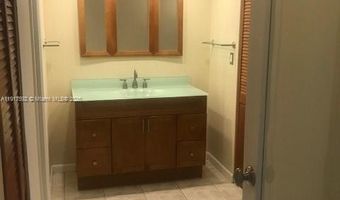 3475 N Country Club Dr 514, Aventura, FL 33180