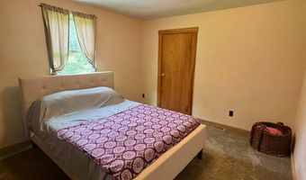179 Cow Ln, Arnoldsburg, WV 25234