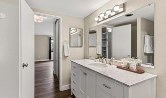 6101 EDSALL Rd 312, Alexandria, VA 22304
