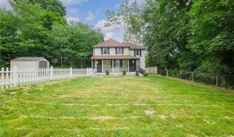 38 Padelford Ave, East Providence, RI 02915