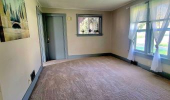 116 NE 8th Ave, Aberdeen, SD 57401