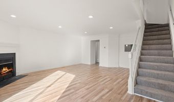 3733 ROXBURY Ln, Alexandria, VA 22309