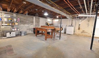 14 HILLSIDE Rd, Claymont, DE 19703