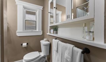 521 S University Ave, Blackfoot, ID 83221