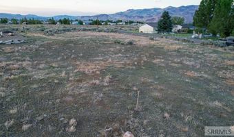 120 Redbird Ln, Challis, ID 83226
