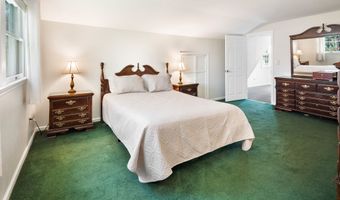 65 Maple St, Darien, CT 06820