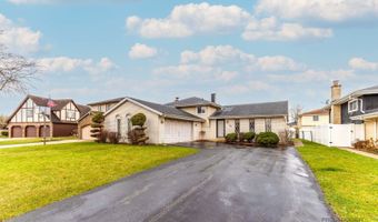 1124 N Anvil Ct, Addison, IL 60101