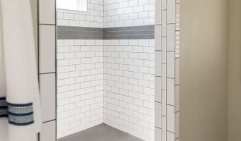 928 McBride St Ext, Ailey, GA 30410