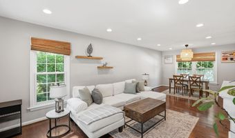 7832 FORDSON Rd, Alexandria, VA 22306