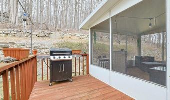 4 Panorama Dr, Alloway, NJ 07461