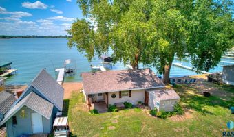 6417 Hares Point Rd, Wentworth, SD 57075