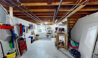 7 Notre Dame St, Central Falls, RI 02863