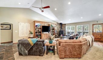 12 Mescalero Cir, Angel Fire, NM 87710