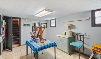 207 8th Ave, Belle Fourche, SD 57717