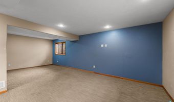 209 W Ironwood St, Brandon, SD 57005