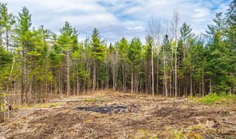 2 Forest Dr, Albany Twp., ME 04217
