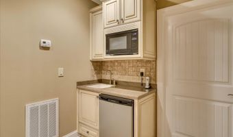 1071 Outrigger Dr, Lincolnton, GA 30817