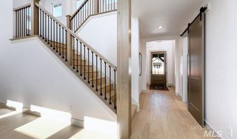 9295 W Sooty Grouse Ct, Boise, ID 83714