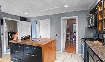 54 E Earle St, Cumberland, RI 02864