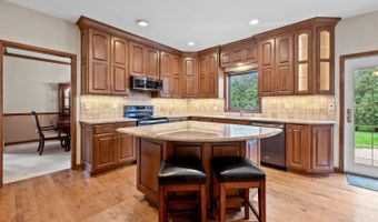 209 E TIMBERLINE Dr, Appleton, WI 54913
