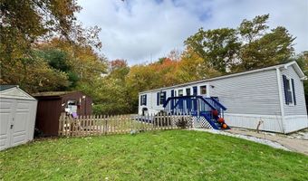 40 Toadstool Knoll Ln, Charlestown, RI 02813