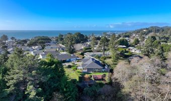 96546 SUNRIDGE Ter, Brookings, OR 97415