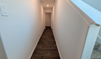 10520 RAINBOW Frst, Adkins, TX 78101