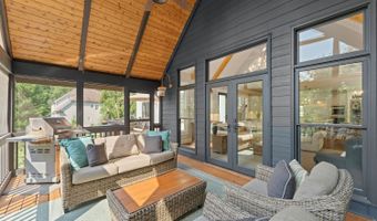16066 Inverness Trl, Alpharetta, GA 30004