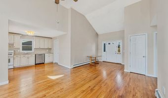 38 Berger Ave, Amityville, NY 11701