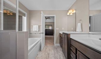 6023 158th St W, Apple Valley, MN 55124