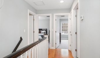 42 E Lantern Rd, Lincoln, RI 02865