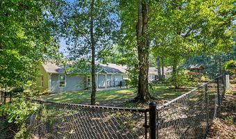 121 Peacock Rd, Barnesville, GA 30204