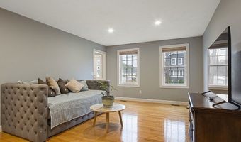 9 Woodlawn Ave, Billerica, MA 01821