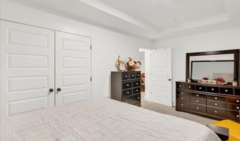 1404 N WYNLAKE Dr, Alabaster, AL 35007