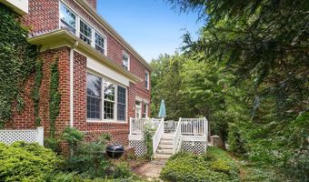 9209 TOWN GATE Ln, Bethesda, MD 20817