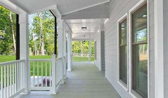 100 Little Ridge Rd, Berkeley Lake, GA 30096
