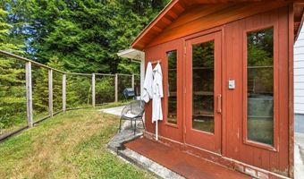1346 Diamond Dr, Arcata, CA 95521
