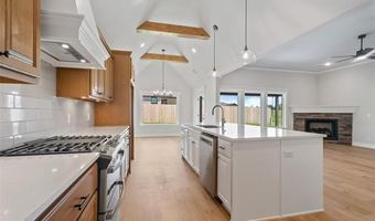 5822 Brandon Ct, Bartlesville, OK 74006