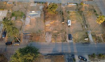 2896 Calanda Ave, Altadena, CA 91001
