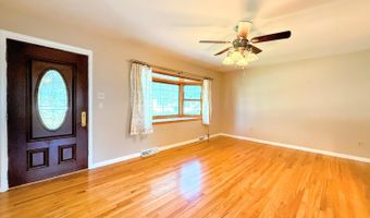 38 Grounds Pl, Albany, NY 12205