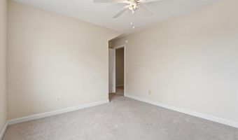 104 Lightwater Ct, Aberdeen, NC 28315
