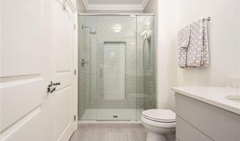696 W MAGNOLIA Ave, Auburn, AL 36830