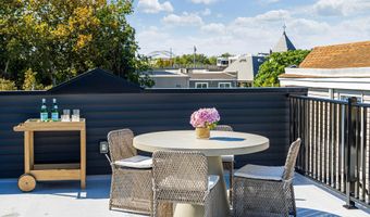 29 W 9TH St, Bayonne, NJ 07002