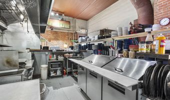 111-115 W Main St, Ash Grove, MO 65604