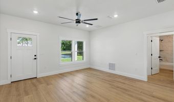 3533 Frederick Ave, Bell, FL 32619