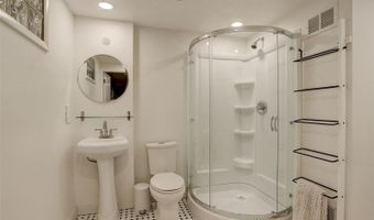 4595 W Lakeridge Rd, Denver, CO 80219