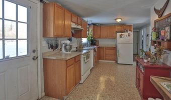 162 Waldo Ave, Belfast, ME 04915