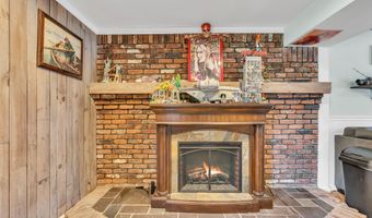 239 Cape May Ave, Bayville, NJ 08721
